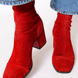 Botas em Camurça com Salto - Aurora
