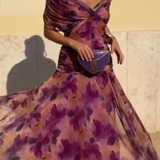 Vestido Elegante com Decote em V