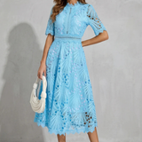 Carla | Vestido Elegante Midi de Renda