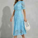 Carla | Vestido Elegante Midi de Renda