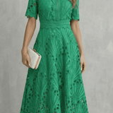 Carla | Vestido Elegante Midi de Renda